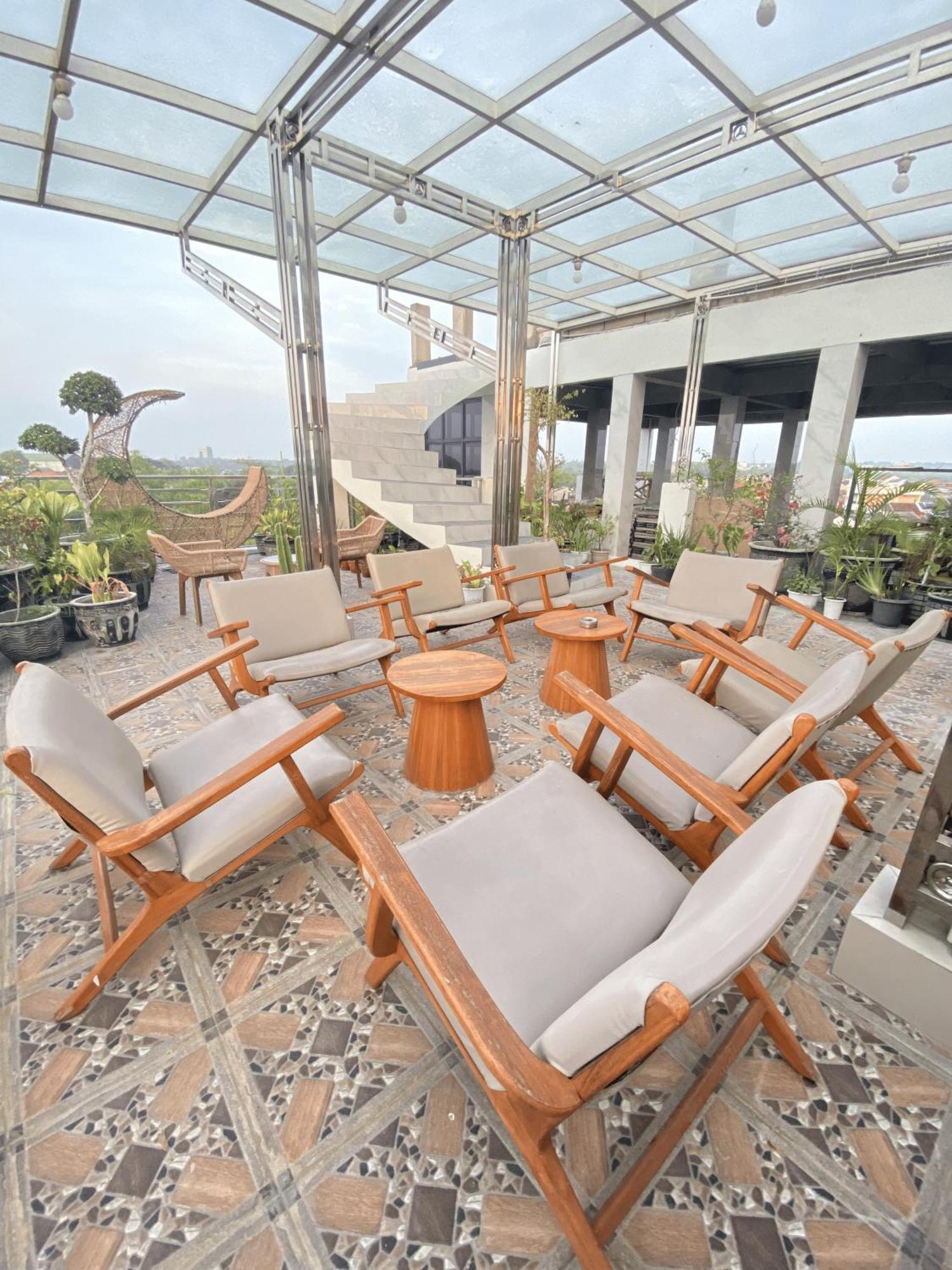 Villa Remboelan Shariah Guest House Solo Εξωτερικό φωτογραφία